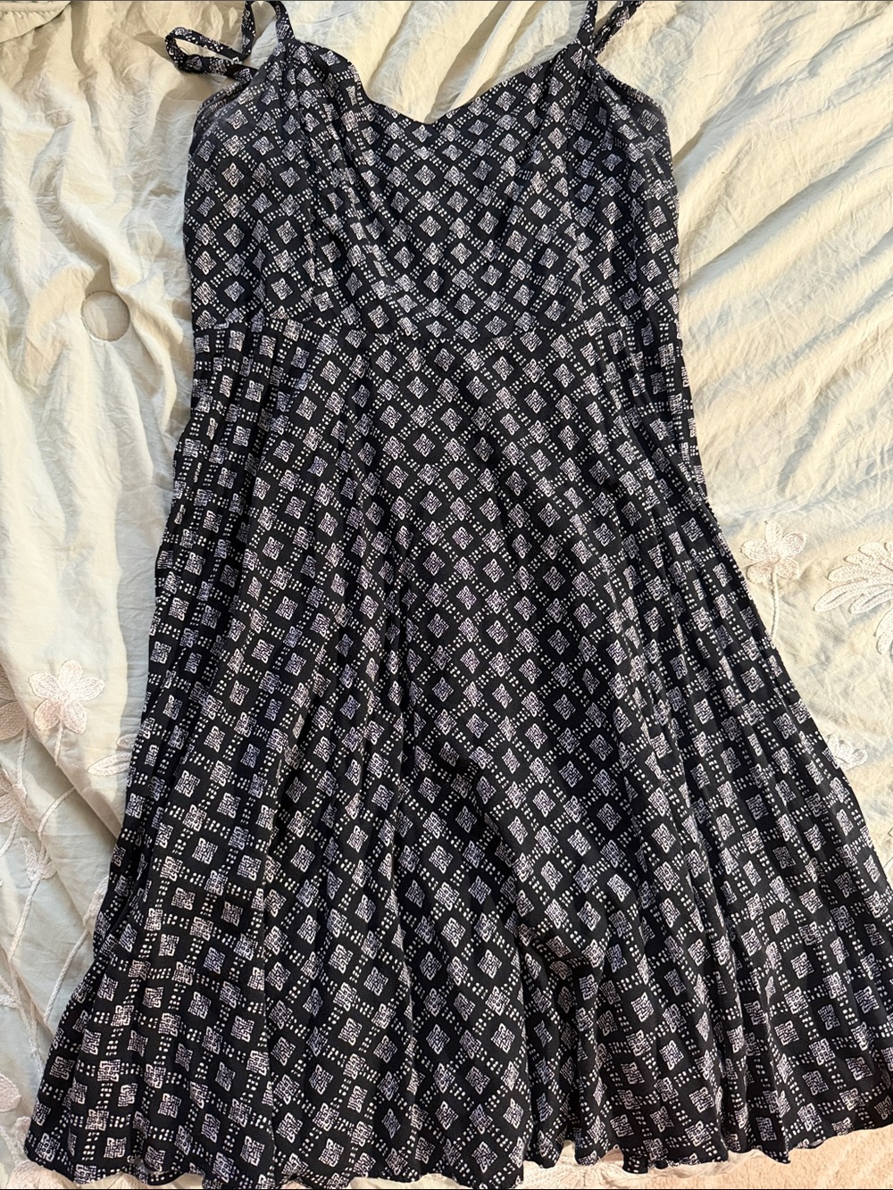 Old Navy Black Geometric-Print Skater Skirt
